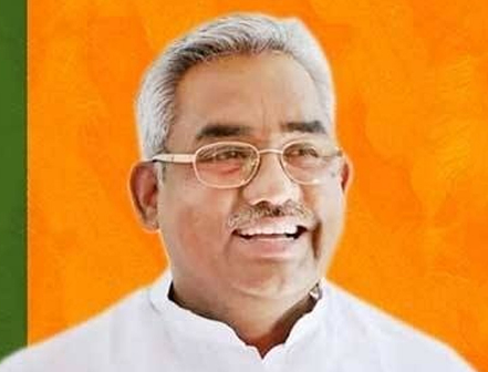धरना प्रदर्शन के बजाय पीड़ितों की सुध ले कांग्रेस: मदन कौशिक BJP president Madan Kaushik said that in this hour of crisis, the more energy the Congress is putting on the display, it would have been better if it had gone to the public in the spirit of service. He said that this is not the time to explore issues for politics, but to run with the victims at this time and the opposition is mostly missing in this.