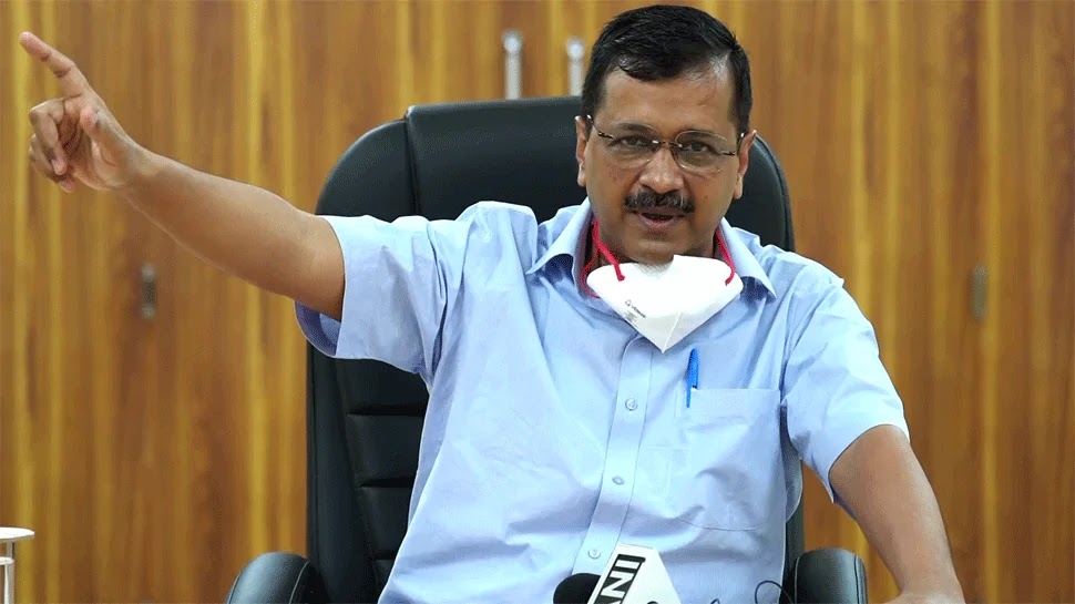 दिल्ली के ‘मालिक’ के राज में कैसे बचेगी पत्रकारिता ? It is a matter of past six. Seven journalists were expelled from the Delhi Government Media Cell. All these journalists belong to an English