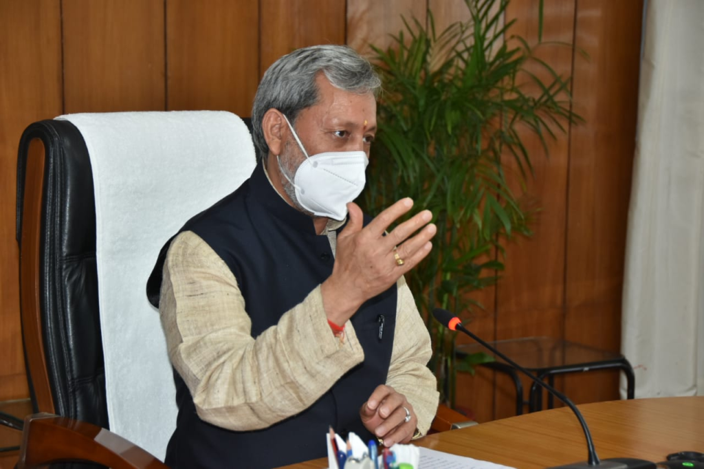 मुख्यमंत्री श्री तीरथ सिंह रावत ने उत्तराखण्ड राज्य पर्यटन विकास परिषद हेतु प्रदान की 25 करोड़ 50 लाख रूपये की वित्तीय स्वीकृति As soon as the information was received from several places including Chakrata of Dehradun district in Uttarakhand, Lambag in Chamoli district, Yamunotri National Highway of Uttarkashi, Chief Minister Mr. Tirath Singh Rawat called the concerned District Magistrates to provide immediate assistance to the affected and for proper treatment of the injured and Instructed to ensure food and lodging arrangements for the homeless