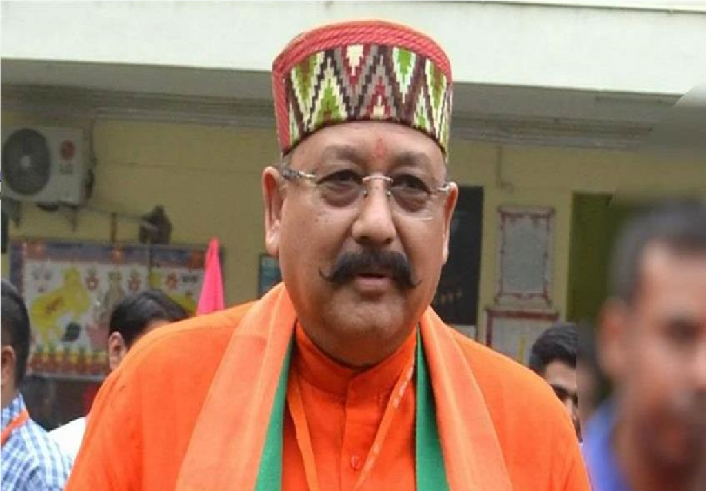 तीर्थयात्रियों और श्रद्धालुओं की सुरक्षा को ध्यान में रख बनाई गयी एसओपीः सतपाल महाराज This month i.e. in May, the doors of Chardham of Uttarakhand will open. The opening date of the valve has already been set. On Tuesday, SOPs were issued for the local entitlements of Badalnath, Kedarnath, Gangotri and Yamunotri's Raval, priests and local officials associated with temples.