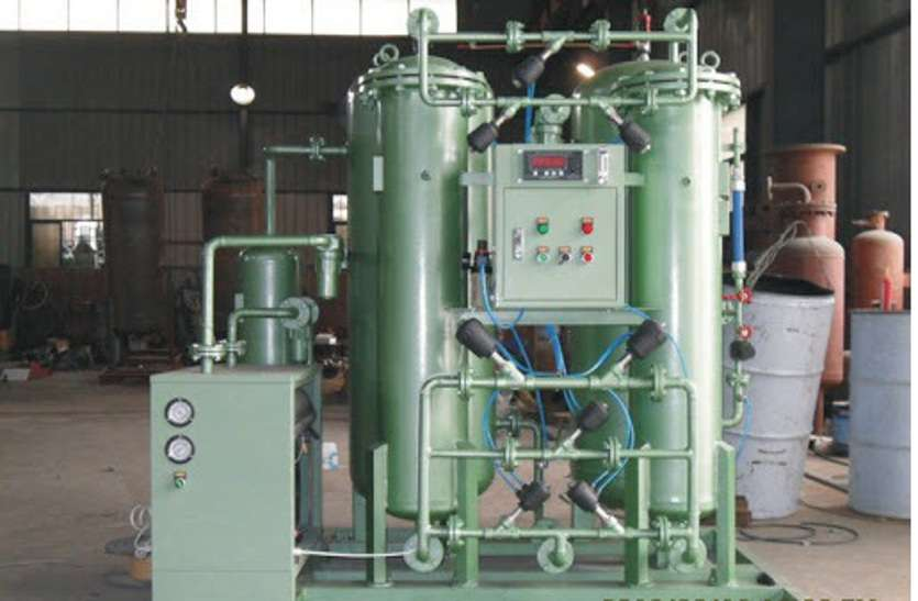 oxygen cylinder को ऑक्सीजन प्लॉट से हल्द्वानी के अस्पतालों तक लाने के लिए उत्तराखंड पुलिस जनपद नैनीताल की ओर से विशेष इंतजाम During the current global corona epidemic, patients admitted to hospitals in Haldwani are in high need of life-saving oxygen, due to which the Green Corridor built to bring the life-saving oxygen cylinder from the oxygen plot to the hospitals of Haldwani. Special arrangements have been made by Uttarakhand Police District Nainital.