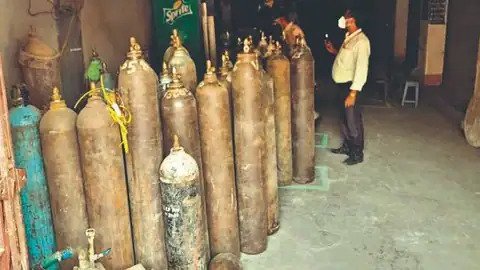 रोहतास के डेहरी में 129 ऑक्सीजन सिलेंडर जब्त, कालाबाजारी मामलें में दो जिलों से 12 गिरफ्तार