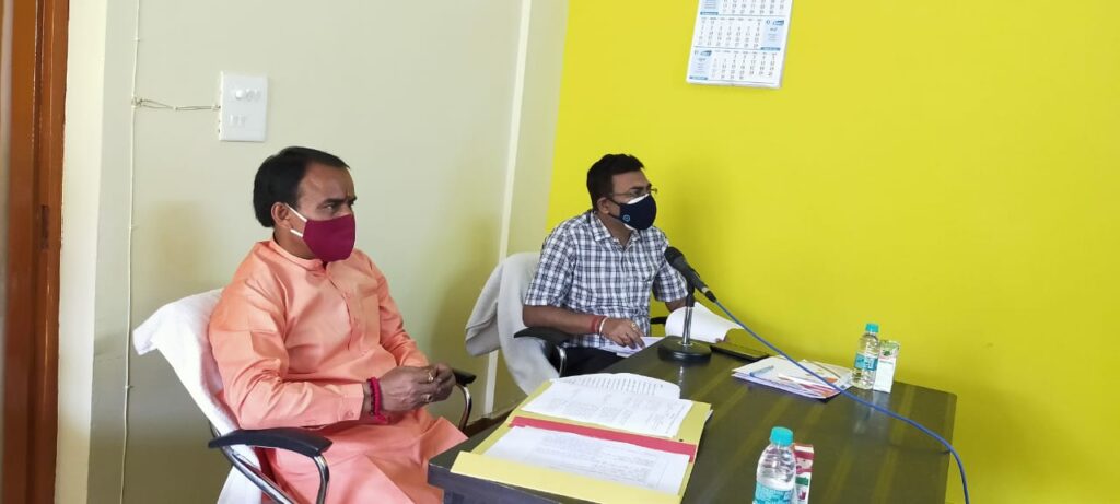 इसी सत्र से शुरू होगा राज्य का पहला व्यवसायिक महाविद्यालय : डॉ0 धन सिंह रावत Departmental Minister Dr. Dhan Singh Rawat instructed the departmental officers to take immediate action to conduct classes