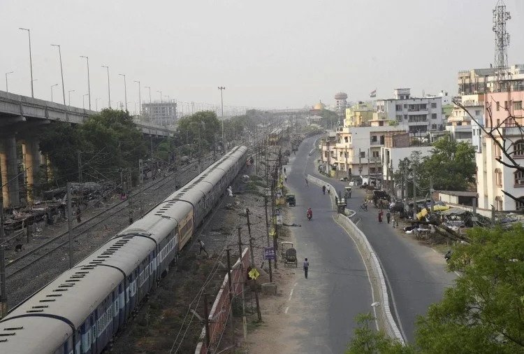 मध्यप्रदेश: इन पांच जिलों में लॉकडाउन के दौरान मिली छूट, अब पूरे दिन खुल सकेंगी दुकानें Seeing the corruption of the corona due to the lockdown, Shivraj Singh Chauhan of Madhya Pradesh has announced relaxation of restrictions