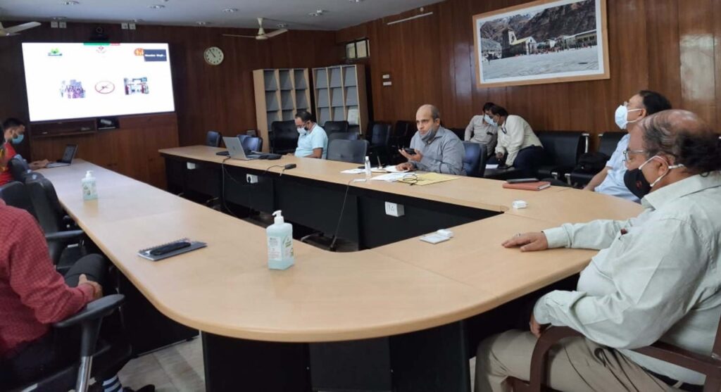 Under the chairmanship of Chief Secretary Shri Omprakash, a meeting was held on Thursday in the Secretariat regarding effective prevention