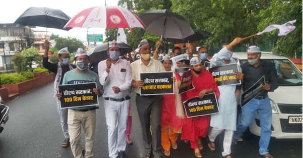 आम आदमी पार्टी ने सीएम तीरथ पर लगाया आरोप, मुख्यमंत्री के 100 दिन जनता के साथ छलावा