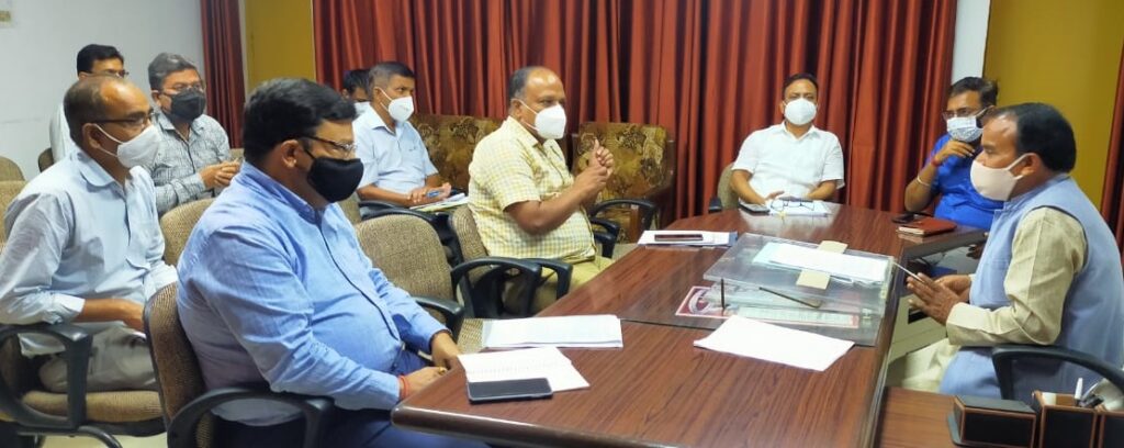 छात्रों को डीजी लॉकर के माध्यम से मिलेगी डिग्री: डा. धन सिंह रावत Under the chairmanship of Dr. Dhan Singh Rawat, Minister of State (Independent Charge) for Higher Education, Cooperation, Protocol,