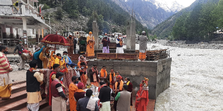 गंगा दशहरा पर्व पर गंगोत्री धाम में मां गंगा की विशेष पूजा-अराधना संपन्न