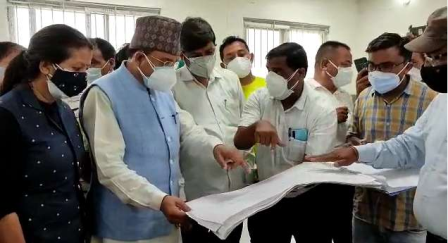 सांसद अजय भट्ट ने हल्द्वानी में बन रहे आयुर्वेदिक अस्पताल का किया निरीक्षण Uttarakhand's largest 50-bed Ayurvedic hospital near the stadium in Haldwani will start soon after taking a Muhurta form. instructed to complete the work