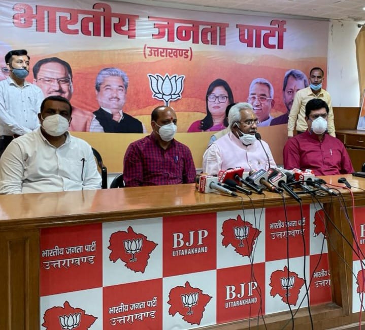 सेवा अभियान में 5 हजार 762 कार्यकर्त्ताओं सहित 528 जनप्रतिनिधि भी पहुंचे गांव- मदन कौशिक BJP President Madan Kaushik said that on the occasion of completion of 7 years of Modi government at the Center, the service campaign