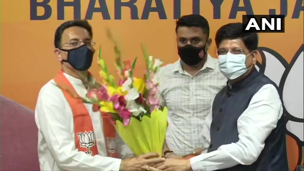उत्तर प्रदेश में कांग्रेस को एक और झटका, भाजपा में शामिल हुए कांग्रेस नेता जितिन प्रसाद Assembly elections are about to be held in UP, although there is still a long time in it, but there is a stir in politics before