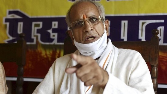राम मंदिर की जमीन खरीदने में घोटाले के आरोपों को चंपत राय ने किया खारिज, भक्तों से किसी भी दुष्प्रचार में यकीन न करने का किया अनुरोध