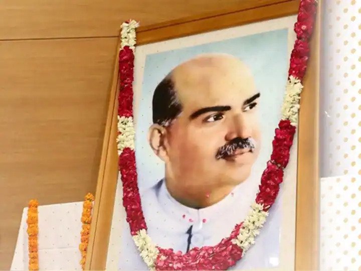 भाजपा के राष्ट्रीय अध्यक्ष जेपी नड्डा ने जनसंघ के संस्थापक श्यामा प्रसाद मुखर्जी को दी श्रद्धांजलि