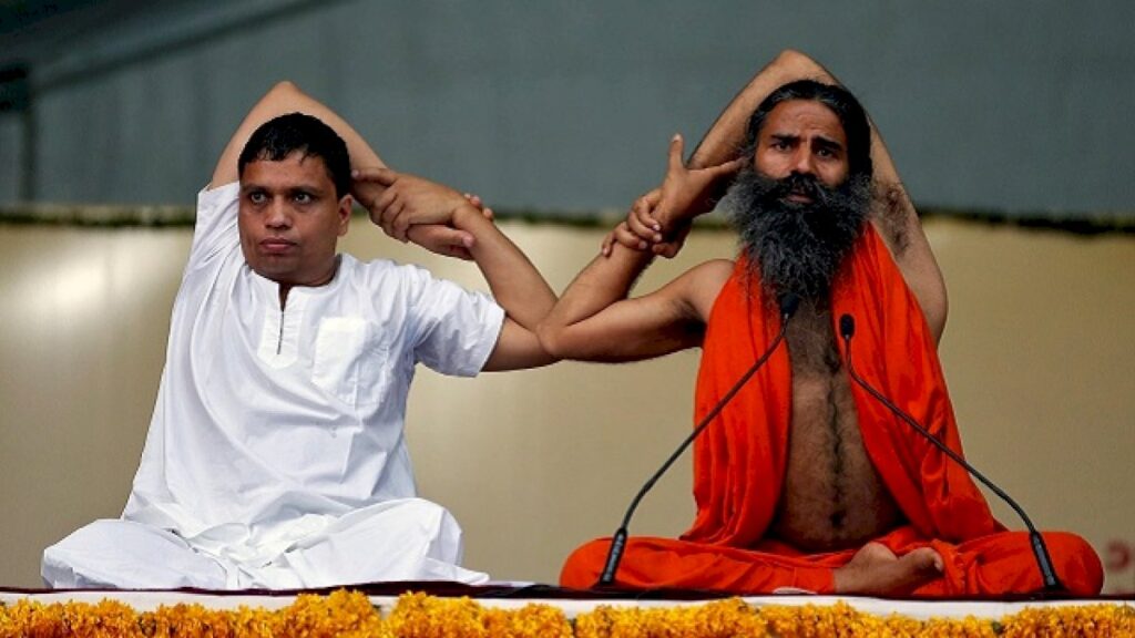 बाबा रामदेव ने मारी पलटी, बोले- डॉक्टर भगवान के भेजे गए दूत हैं Yoga guru Baba Ramdev, who was embroiled in controversies due to his remarks about allopathy, has now turned his back. Baba Ramdev,