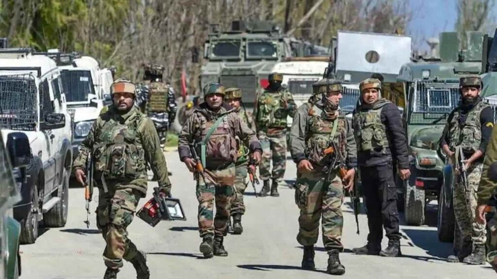जम्मू-कश्मीर: सुरक्षाबलों को मिली बड़ी कामयाबी, मुठभेड़ में मारा गया लश्कर-ए-तैयबा का टॉप कमांडर नदीम अबरार