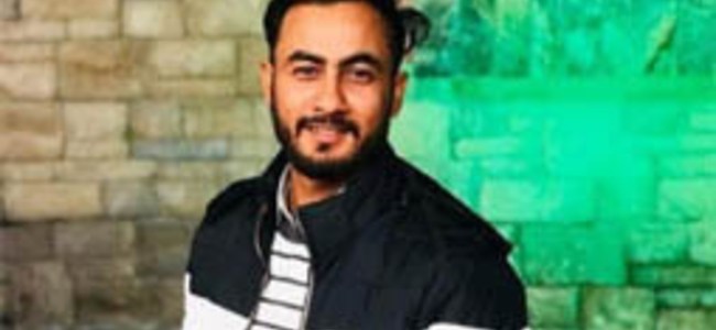 रामनगर महाविद्यालय के पूर्व छात्रसंघ अध्यक्ष गौरव फर्त्याल ने लगाई फांसी, मौत Gaurav Furtyal, resident of Choi village here and former student union president of the college, committed suicide by hanging