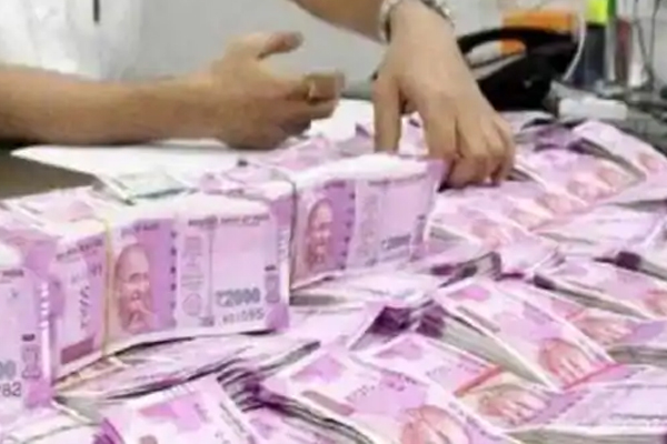 कर्नाटक: 290 करोड़ रुपये के हवाला घोटाले का भंडाफोड़, 9 गिरफ्तार The Cyber Crime Police of Karnataka has busted a Rs 290 crore hawala (money laundering) scam operating in the name of 'Powerbank'