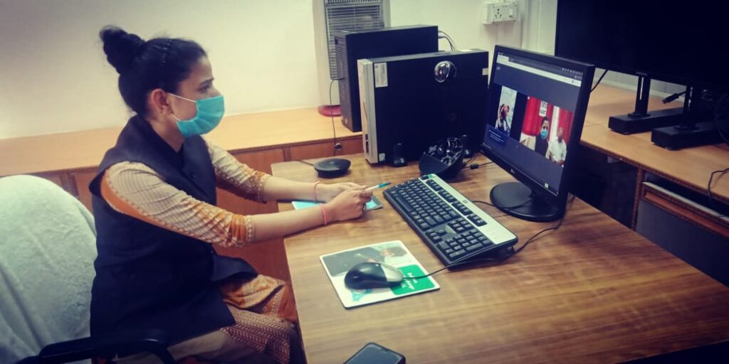 सुश्री दुर्गा शर्मा सचिव जिला विधिक सेवा प्राधिकरण ने विधिक जागरूकता के लिए आयोजित किया ऑनलाइन बेविनार Under the monthly plan of Hon'ble State Legal Services Authority, Nainital, Ms. Durga Sharma Secretary District Legal Services Authority