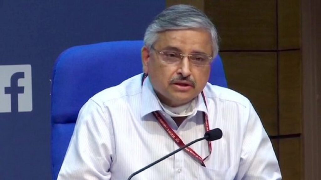 एम्स चीफ रणदीप गुलेरिया ने दी चेतावनी, लापरवाही की तो 2 माह से पहले ही आ सकती है कोरोना की तीसरी लहर