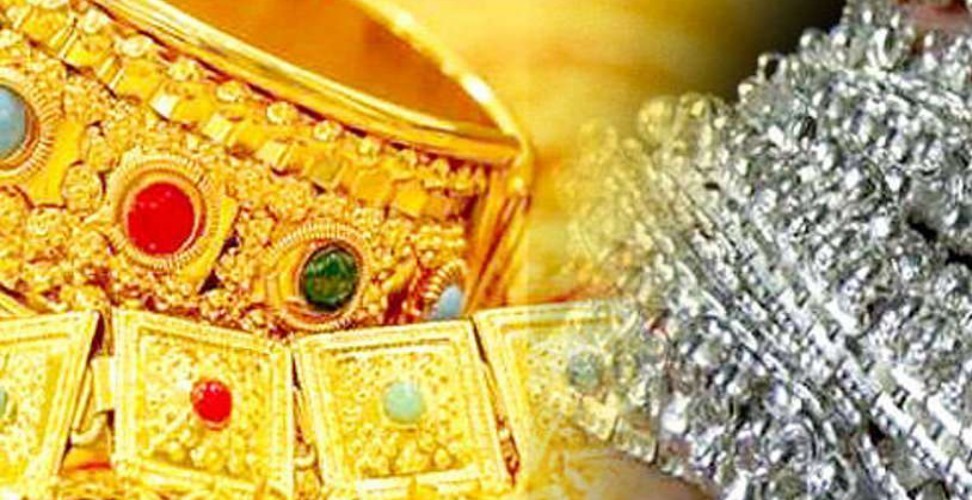 सोना और चांदी की कीमत में आई गिरावट, जानिए क्या है आज का रेट Gold and silver prices declined in the national capital. According to HDFC Securities, gold prices declined by Rs 259 per 10 grams