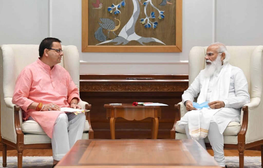 मुख्यमंत्री बनने के बाद पहली बार सीएम पुष्कर सिंह धामी दिल्ली दौरे पर, पीएम मोदी समेत कई नेताओं से की मुलाकात