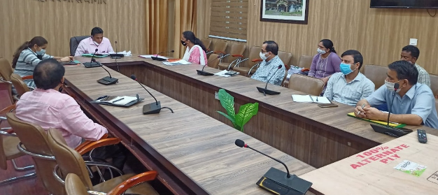 जिलाधिकारी डॉ आर राजेश कुमार की अध्यक्षता में मुख्यमंत्री वात्सल्य योजना की समीक्षा बैठक आयोजित