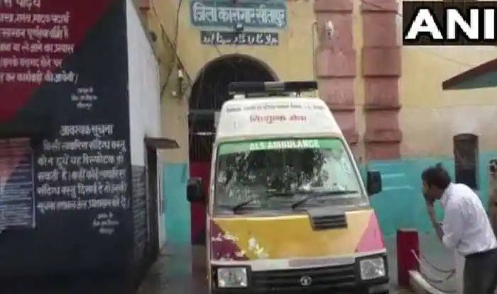 आजम खान की हालत खराब, ऑक्सीजन लेविल गिरा, सीतापुर जेल से लखनऊ किया गया शिफ्ट Samajwadi Party MP from Uttar Pradesh Azam Khan has once again deteriorated due to which he is being taken from Sitapur Jail