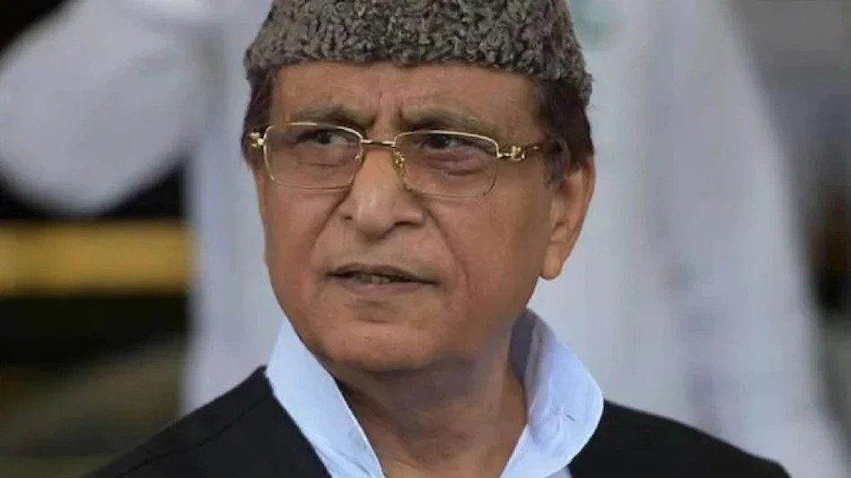 सपा सांसद आजम खान की बढ़ी मुश्किलें, 19 तक सीबीआई की विशेष अदालत में पेश होने का आदेश The troubles of Azam Khan, a strong leader of the Samajwadi Party and currently lodged in Sitapur Jail, may increase. SIT in the matter