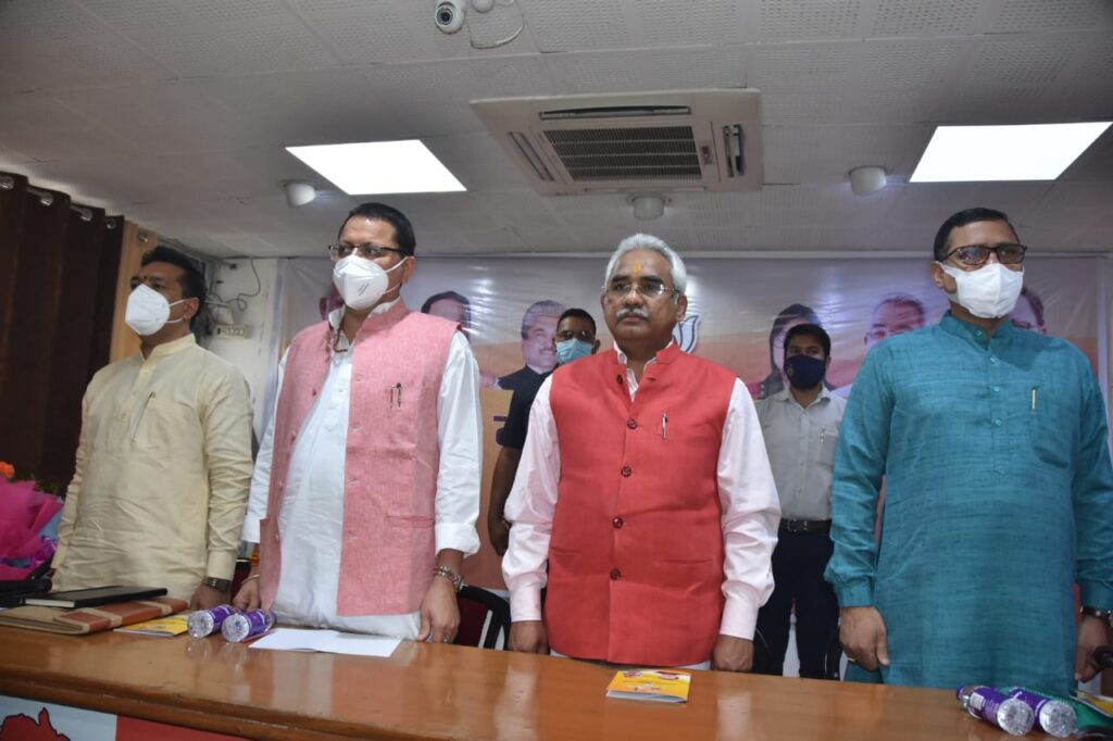 BJP State President Shri Madan Kaushik said that the officers of all the fronts of the state will stay for 10 days in a month in their area