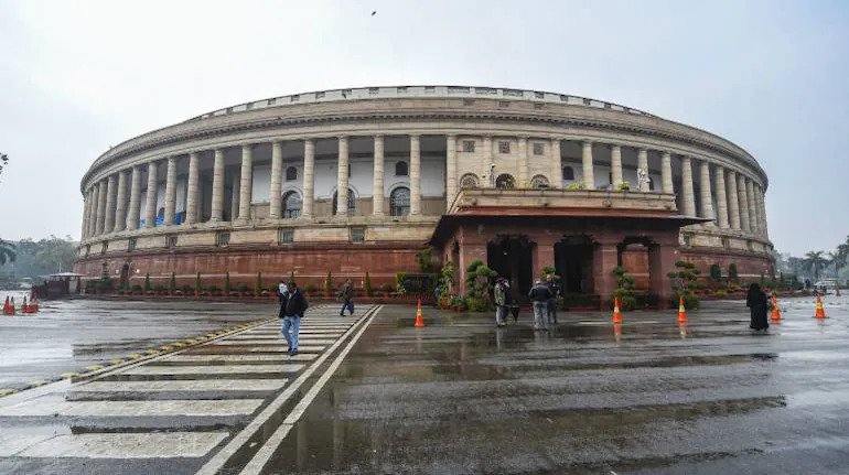 मानसून सत्र से पहले कैबिनेट सचिव राजीव गौबा ने लिखा पत्र, कहा- जल्द लागू करें लंबित पड़े कानून Ahead of the monsoon session of Parliament starting next week, Union Cabinet Secretary Rajiv Gauba has written a letter