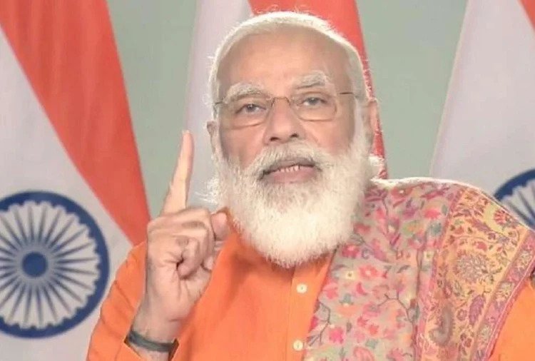 वाराणसी में पीएम मोदी के कार्यक्रम में उपद्रव की आशंका, पुलिस-प्रशासन ने की कड़ी तैयारी On July 15, PM Modi is to have a program in his parliamentary constituency Varanasi. The preparations for which have already started.