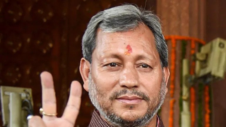 उत्तराखंड में फिर सीएम बदलने के मिले संकेत, दिल्ली में सीएम तीरथ सिंह रावत के दौरें से सियासी हलचल तेज That the time has come for the farewell of CM Tirath Singh Rawat, who became the ninth Chief Minister of the state in March this year.
