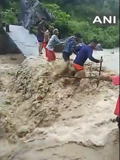 पानी वाली जगहों पर जाने से बचें पर्यटक, मौसम विभाग ने जनपद देहरादून में जारी किया ऑरेंज अलर्ट