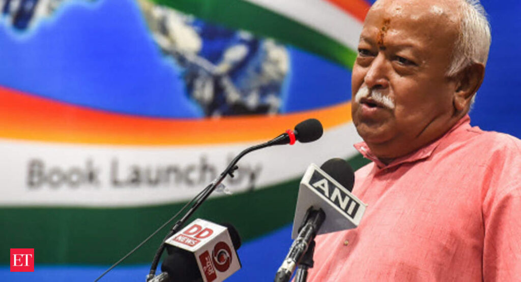 गौ माता पूजनीय लेकिन लिंचिंग करने वाले हिंदुत्व के खिलाफ- आरएसएस प्रमुख मोहन भागवत