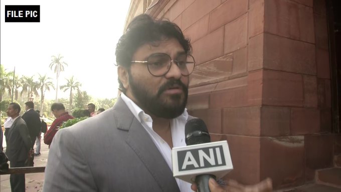 प. बंगाल में बीजेपी को लगा बड़ा झटका, पूर्व केंद्रीय मंत्री बाबुल सुप्रियो ने लिया राजनीति से संन्यास