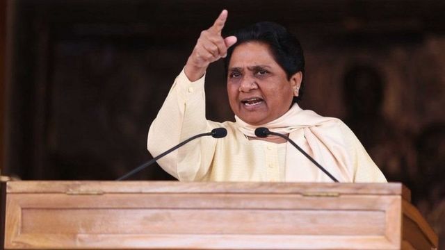बसपा का नया पैंतरा, ब्राह्मण सम्मेलन का नाम बदलकर किया “प्रबुद्ध वर्ग के सम्मान में विचार गोष्ठी”