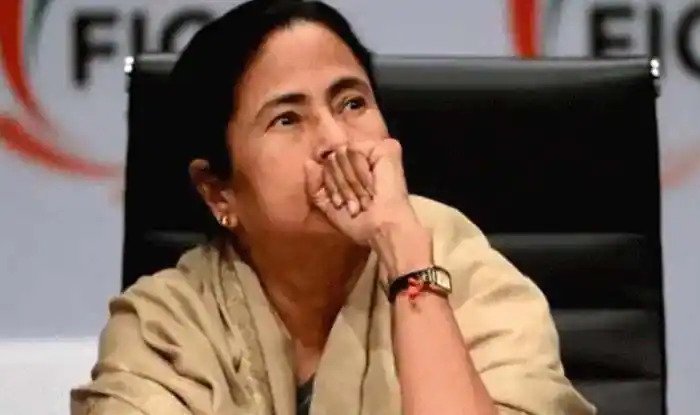 पश्चिम बंगाल: ममता बनर्जी की बढ़ी मुश्किलें, राज्य में राष्ट्रपति शासन लगानें वाली याचिका पर सुनवाई के लिए तैयार हुआ सुप्रीम कोर्ट The difficulties of the Mamata Banerjee government in West Bengal seem to be increasing. Supreme Court to hear a petition