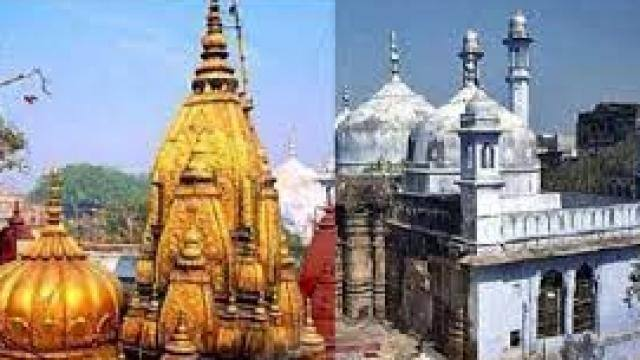 ज्ञानवापी मस्जिद में मां श्रृंगार गौरी दर्शन पर पाबंदियों से नाराज महिलाओं ने खटखटाया कोर्ट का दरवाजा