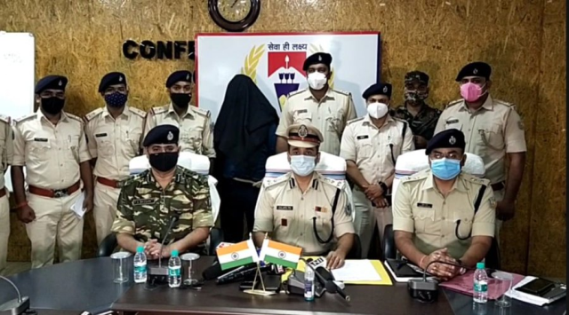 झारखंड के चतरा पुलिस की बड़ी सफलता, 30 पुलिसकर्मियों की हत्या में शामिल खूंखार माओवादी को किया गिरफ्तार