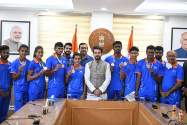 सरकार एथलीटों को अंतर्राष्ट्रीय प्रतियोगिताओं में उत्कृष्ट प्रदर्शन के लिए सभी सुविधाएं और बेहतरीन प्रशिक्षण सुनिश्चित करेगीः श्री अनुराग ठाकुर