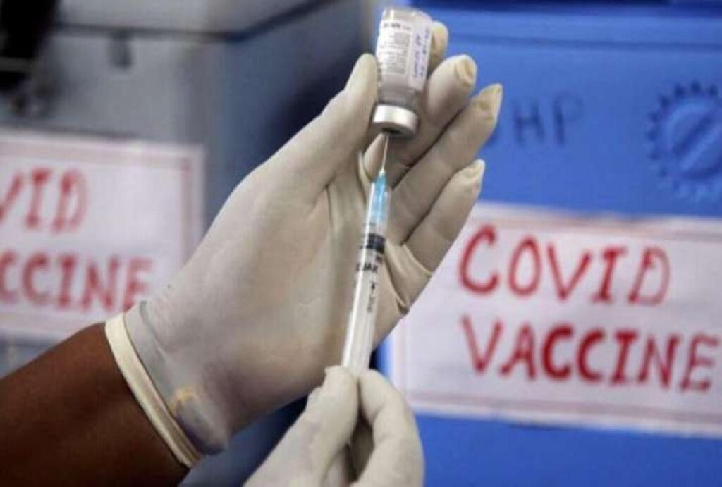यूपी ने टीकाकरण का बनाया नया रिकॉर्ड, एक दिन में 25 लाख से ज्यादा लोगों का किया गया वैक्सीनेशन