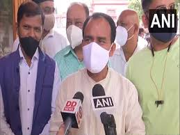 स्वास्थ्य मंत्री डॉ. धन सिंह रावत ने एनएचएम के तहत स्वीकृत विभिन्न पदों पर की जा रही भर्ती प्रक्रिया में तेजी लाने के निर्देश
