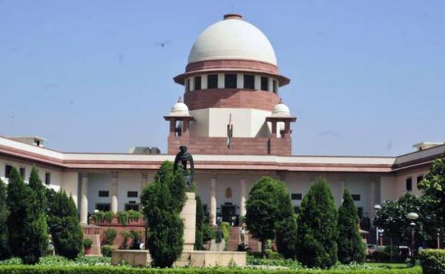 बहुत सारी जनहित याचिकाएं डालने पर बीजेपी प्रवक्ता को सुप्रीम कोर्ट ने लगाई फटकार