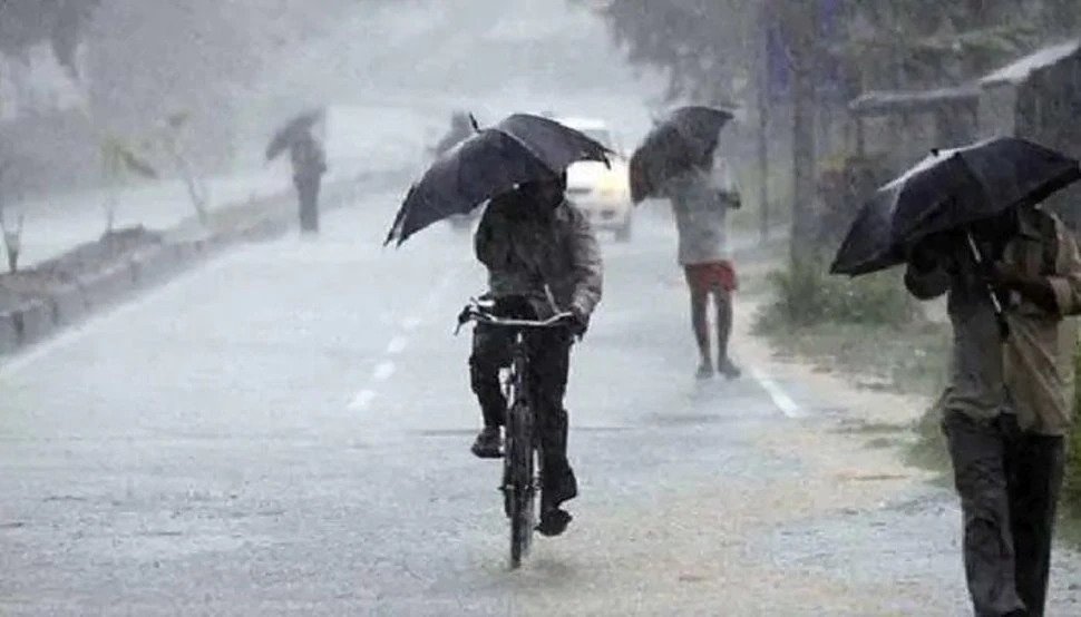 मौसम विभाग ने जारी किया यैलों अलर्ट, हिमाचल प्रदेश में 2 दिनों तक हो सकती है भारी बारिश In view of the possibility of rain in Himachal Pradesh in the next two days, the Meteorological Department has issued a yellow alert.