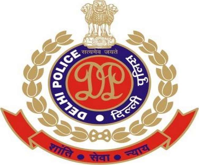 दिल्ली पुलिस क्राइम ब्रांच के हाथ लगी बड़ी कामयाबी, कैंसर की नकली दवाएं बनाकर बेचने वालों को धर- दबोचा Delhi Police Crime Branch has got a big success. The crime branch has arrested those selling fake cancer medicines. Thursday in this case