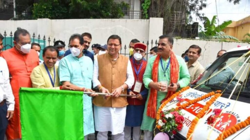 स्वास्थ्य संवाद- 2021 के शुभारंभ में बोले सीएम पुष्कर सिंह धामी, स्वास्थ्य से बड़ा कोई धन नहीं Chief Minister Pushkar Singh Dhami attended the Swasthya Samvad 2021 program at a hotel located at Subhash Road, Dehradun as the chief guest.