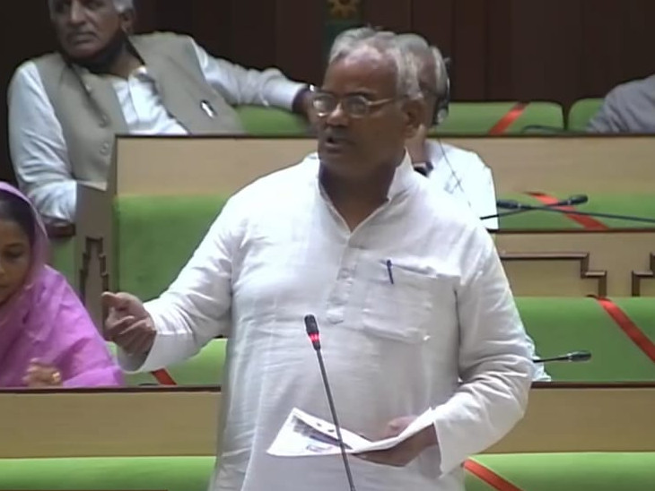 एसीबी एमएलए-मंत्रियों को क्यों नहीं पकड़ रही, सख्ती से पूछताछ करें तो इनके पास करोड़ों नगद मिल जाएंगे- मदन दिलावर BJP MLA Madan Dilawar has made serious allegations against the minister-MLAs for not taking ACB action. Dilawar said that