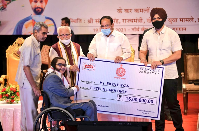 पूरे देश को अपने पैरालंपिक खिलाड़ियों पर गर्व है- उपराष्ट्रपति वेंकैया नायडू