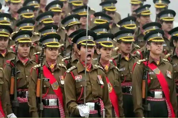संघ लोक सेवा आयोग ने दी अनुमति, अविवाहित महिलाएं NDA और नौसेना अकादमी की परीक्षा में हो सकती है शामिल Female candidates will be able to appear in the National Defense Academy (NDA) and Naval Academy Examination 2021. Union Public Servicen.