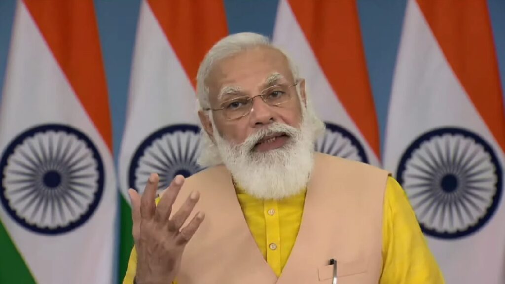प्रधानमंत्री नरेन्द्र मोदी ने हिमाचल प्रदेश के स्वास्थ्य कर्मियों और कोविड टीकाकरण कार्यक्रम के लाभार्थियों से की बातचीत The Prime Minister, Shri Narendra Modi, today interacted with the health workers of Himachal Pradesh and the beneficiaries